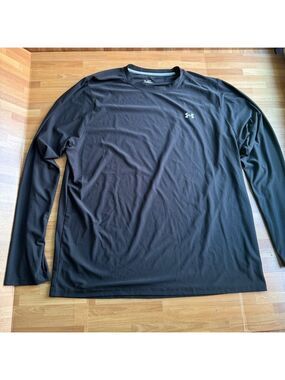 Under Armour long sleeve polyester black mens athletic shirt shorts size XL